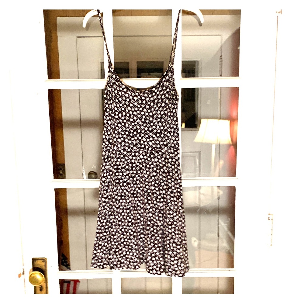 DIVIDED H&M Red Label Flower Printed Skater Dress